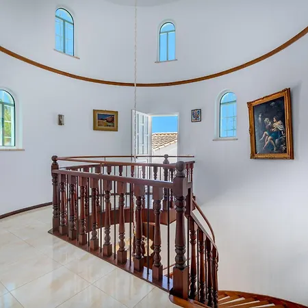 Casa Marina - Swimming Pool - Countryside - By Bedzy Pera